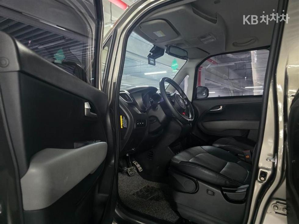 2020 - kia ray