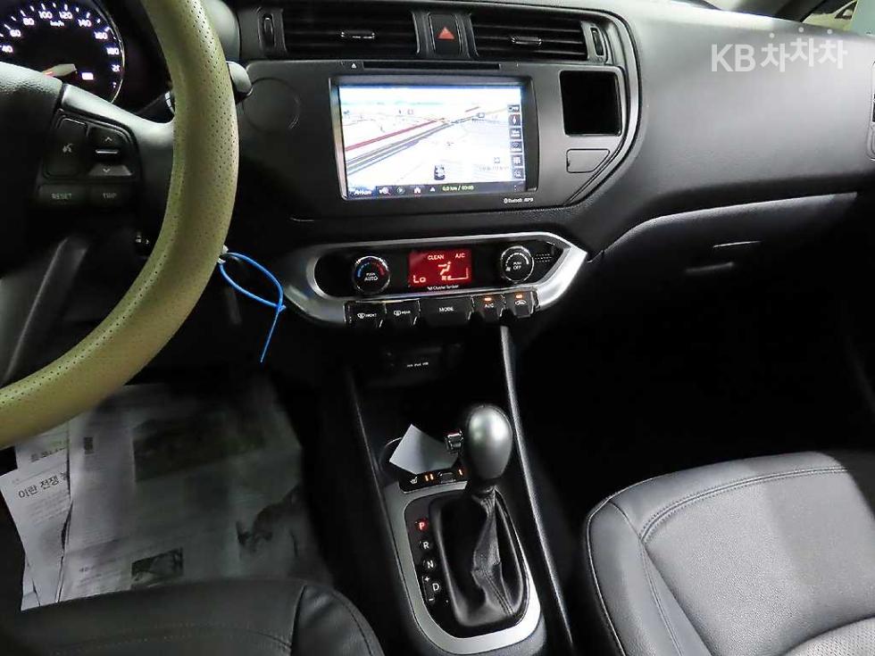 2014 - kia pride