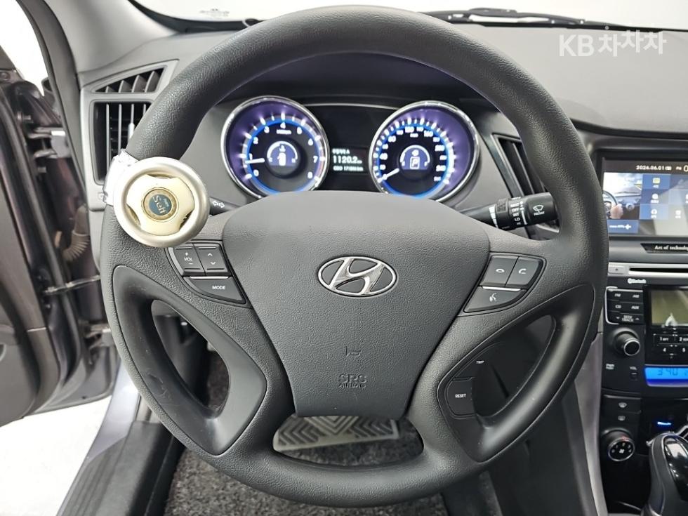 Hyundai Sonata — miniaturë 9