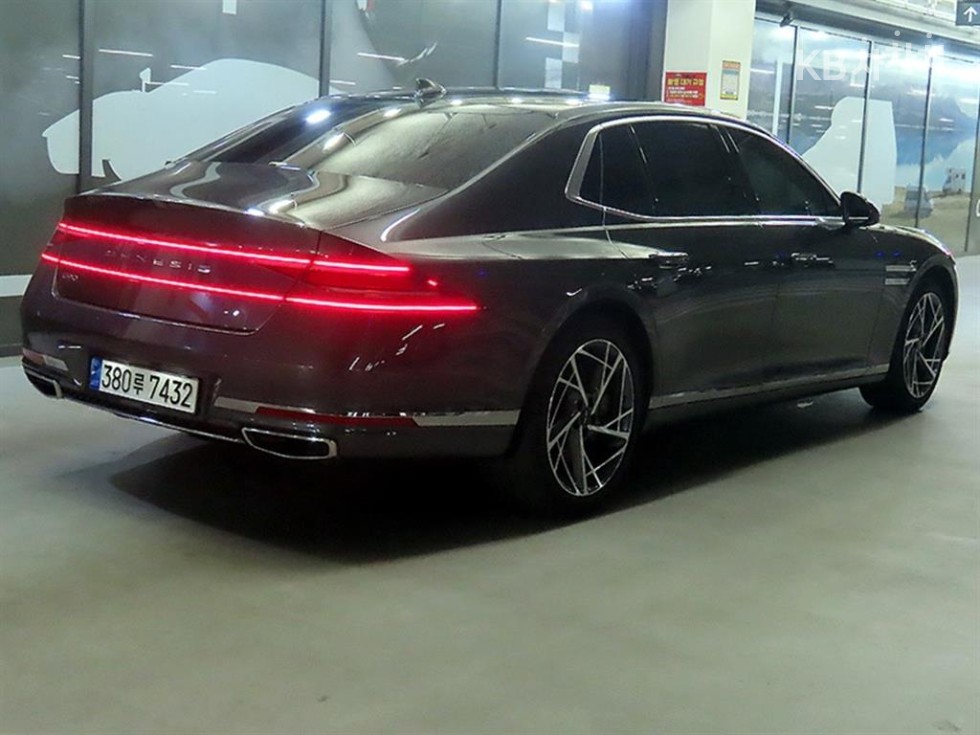 2022 Genesis G90(RS4) photo