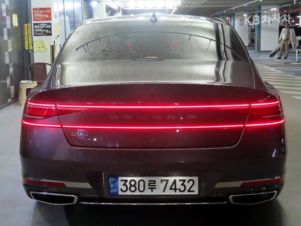 2022 Genesis G90(RS4) photo