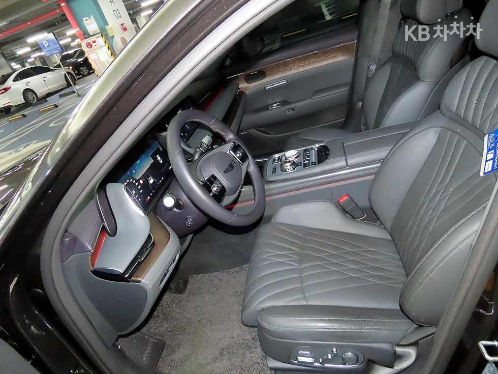 2022 Genesis G90(RS4) photo