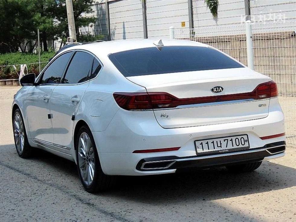 2020 - kia k7