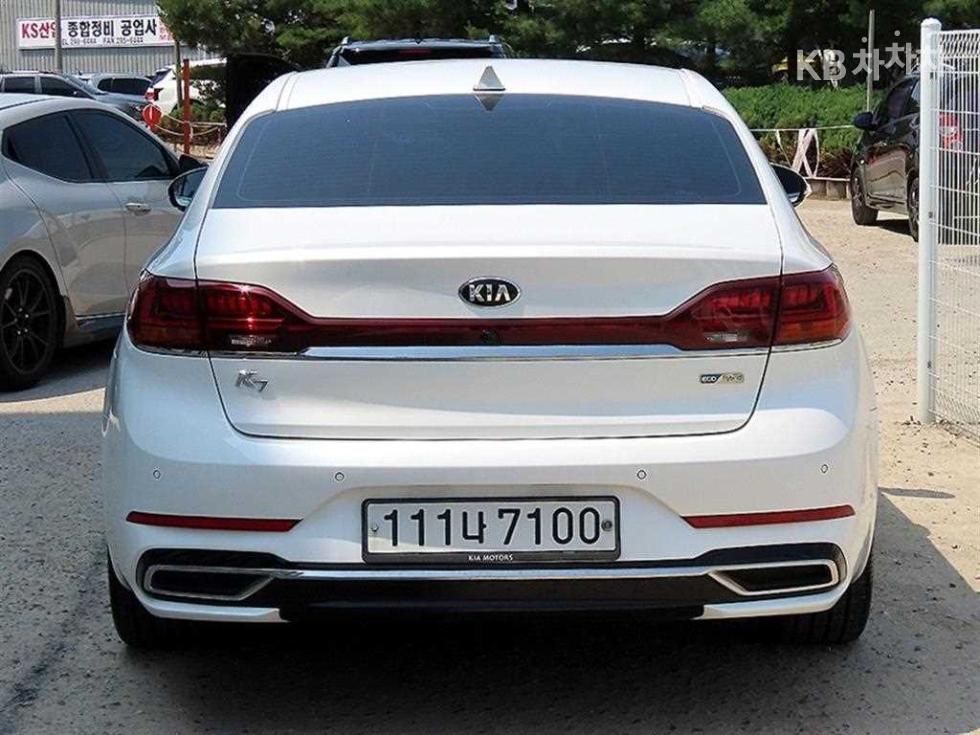 2020 - kia k7