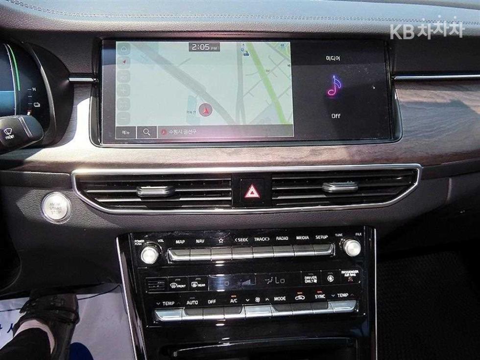 2020 - kia k7