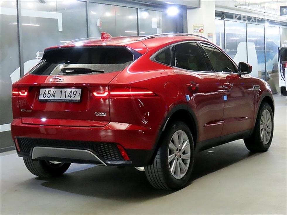 2019 - jaguar e-pace