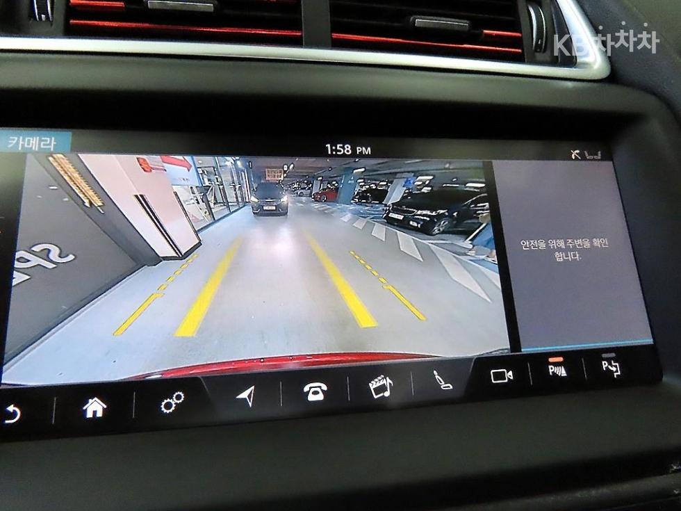 2019 - jaguar e-pace