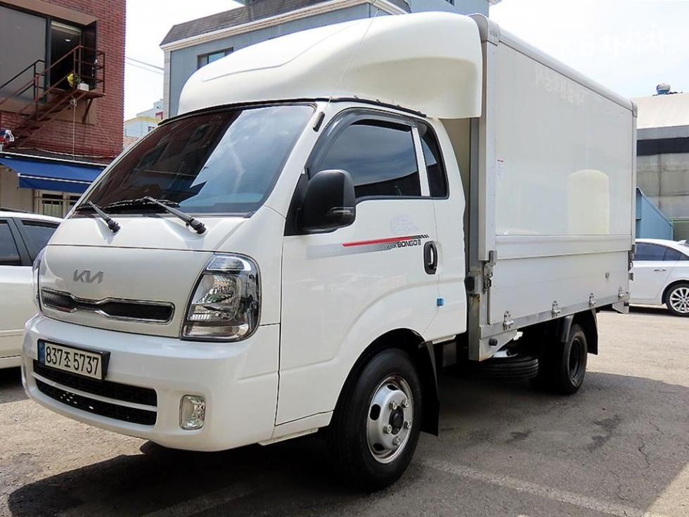 2022 - kia bongo iii