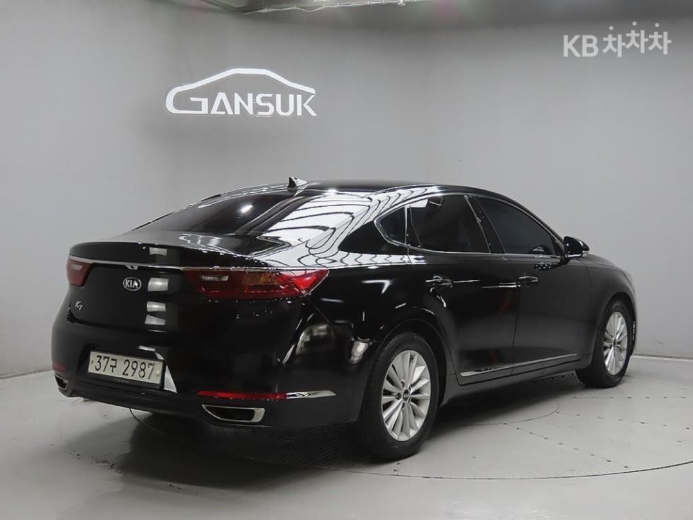 2017 - kia k7