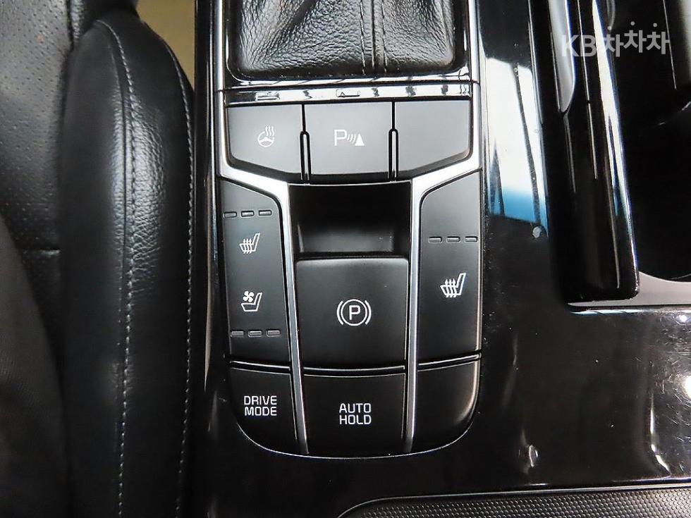 2017 - kia k7