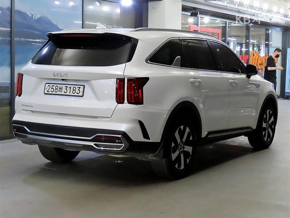 2023 - kia sorento