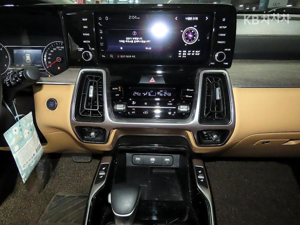 2023 - kia sorento