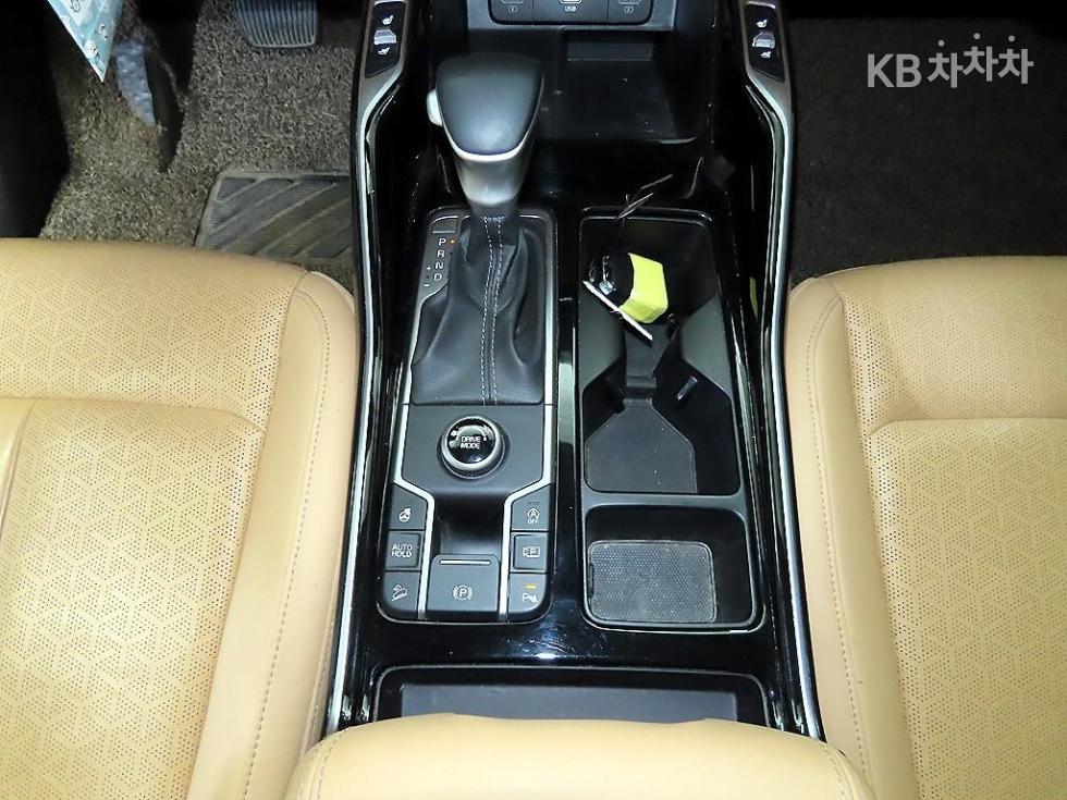2023 - kia sorento