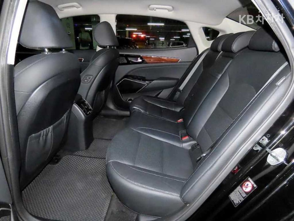 2016 - kia k7