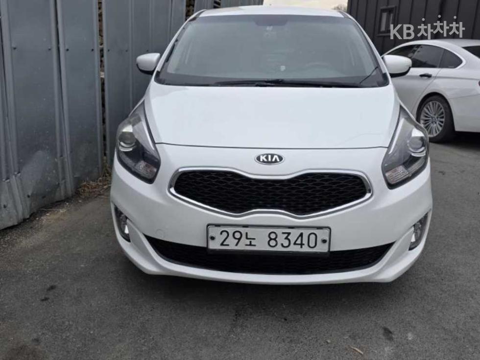 2014 kia carens