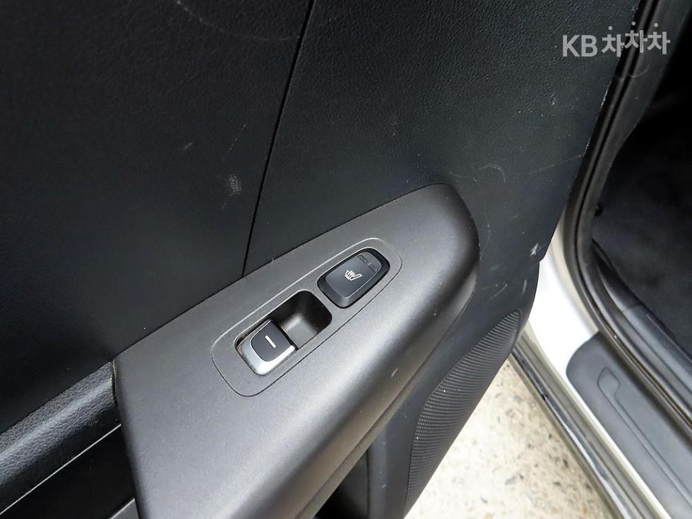 2022 - kia sportage