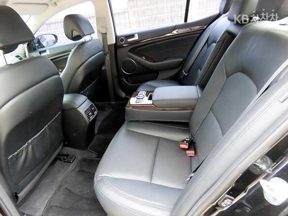 2016 - kia k7