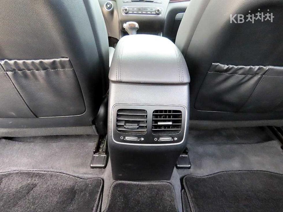 2016 - kia k7