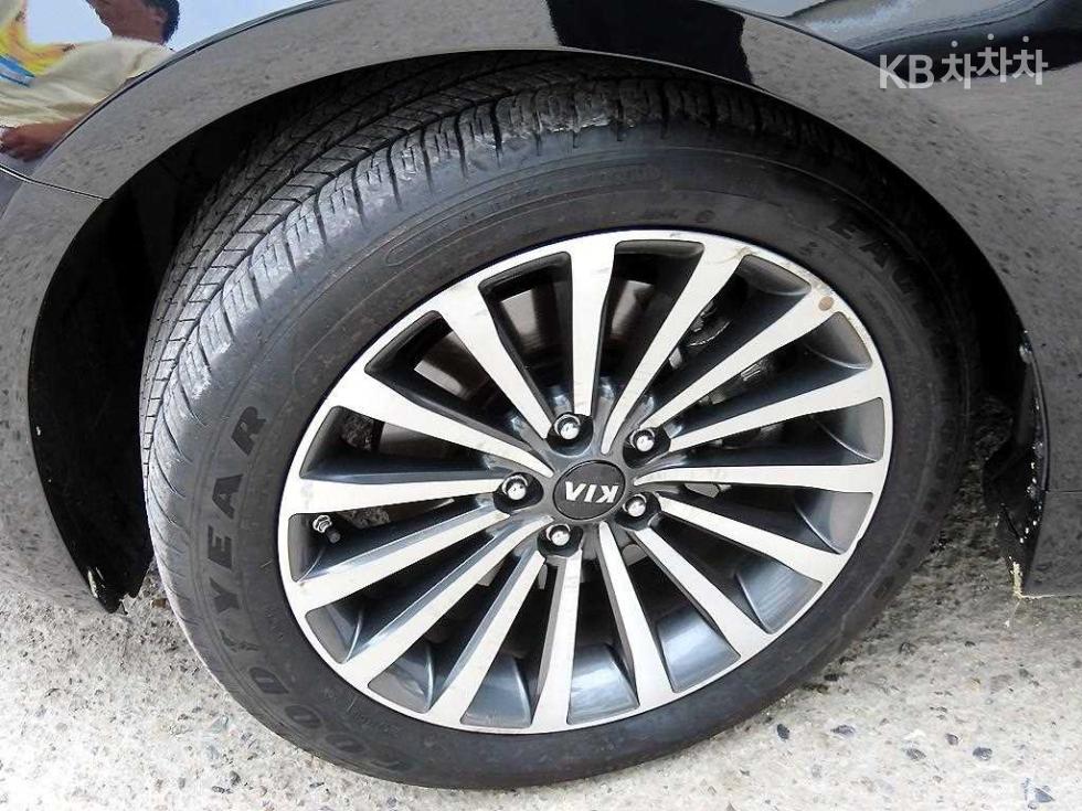 2016 - kia k7