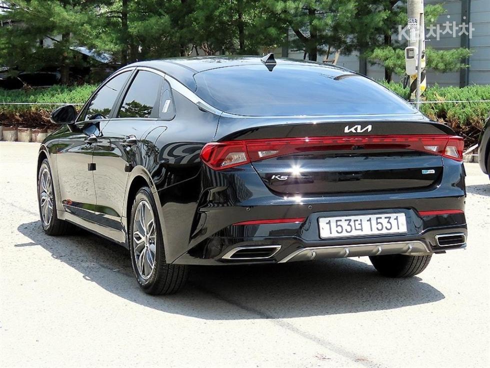 2022 - kia k5