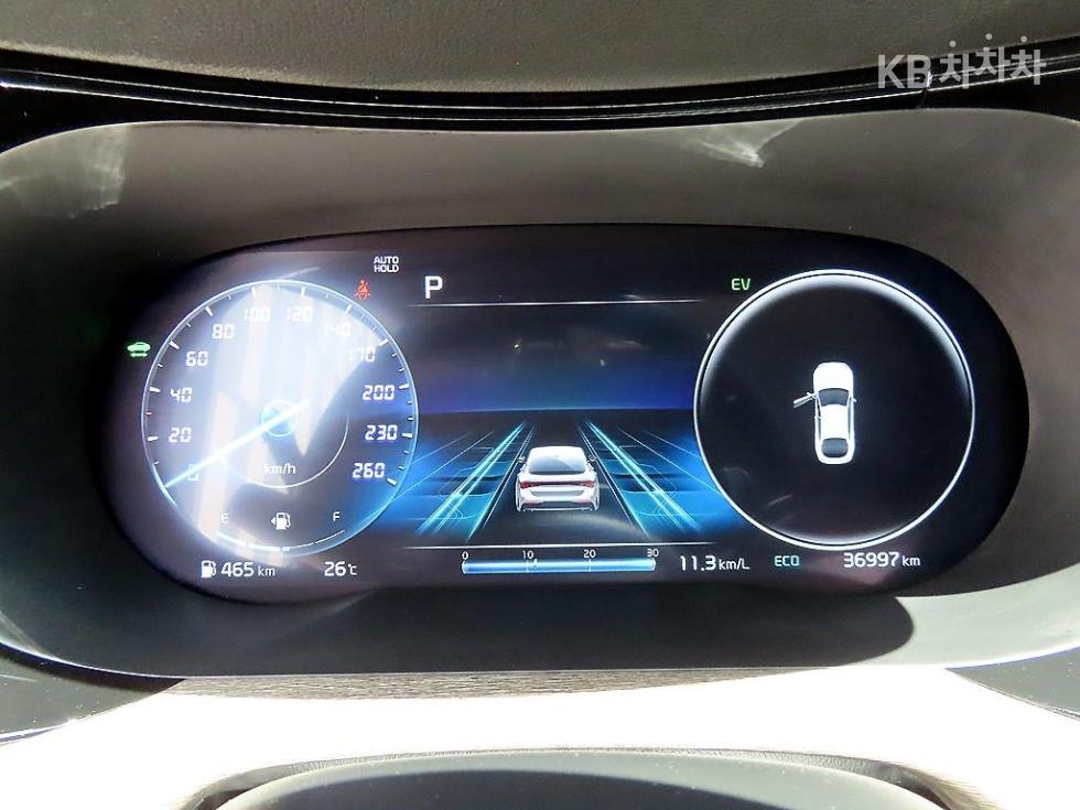 2022 - kia k5