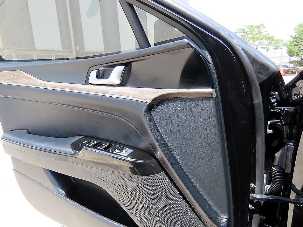 2022 - kia k5