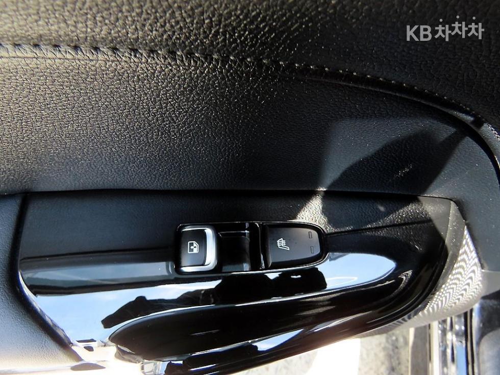 2022 - kia k5