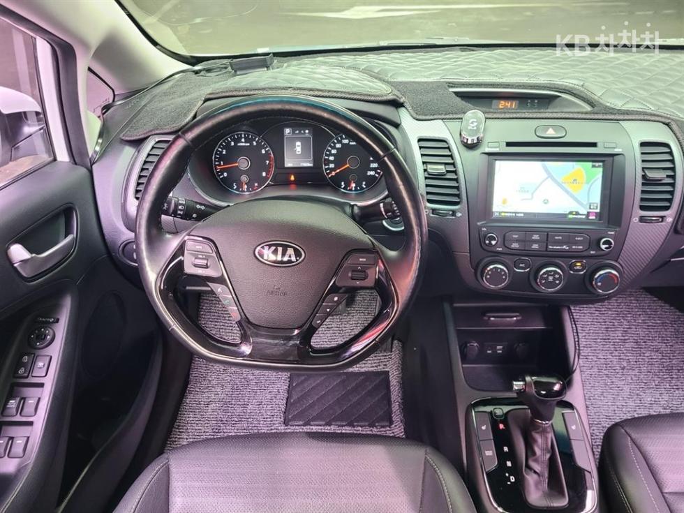 2018 - kia k3