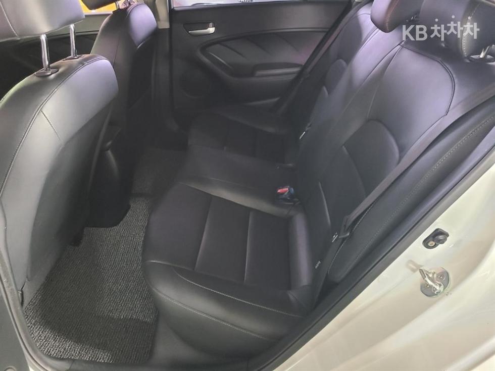 2018 - kia k3