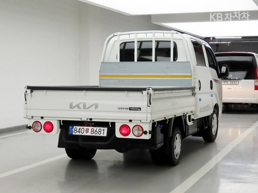 2022 - kia bongo iii