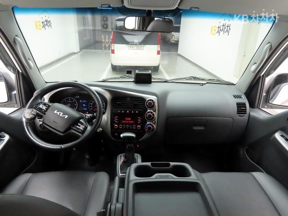 2022 - kia bongo iii