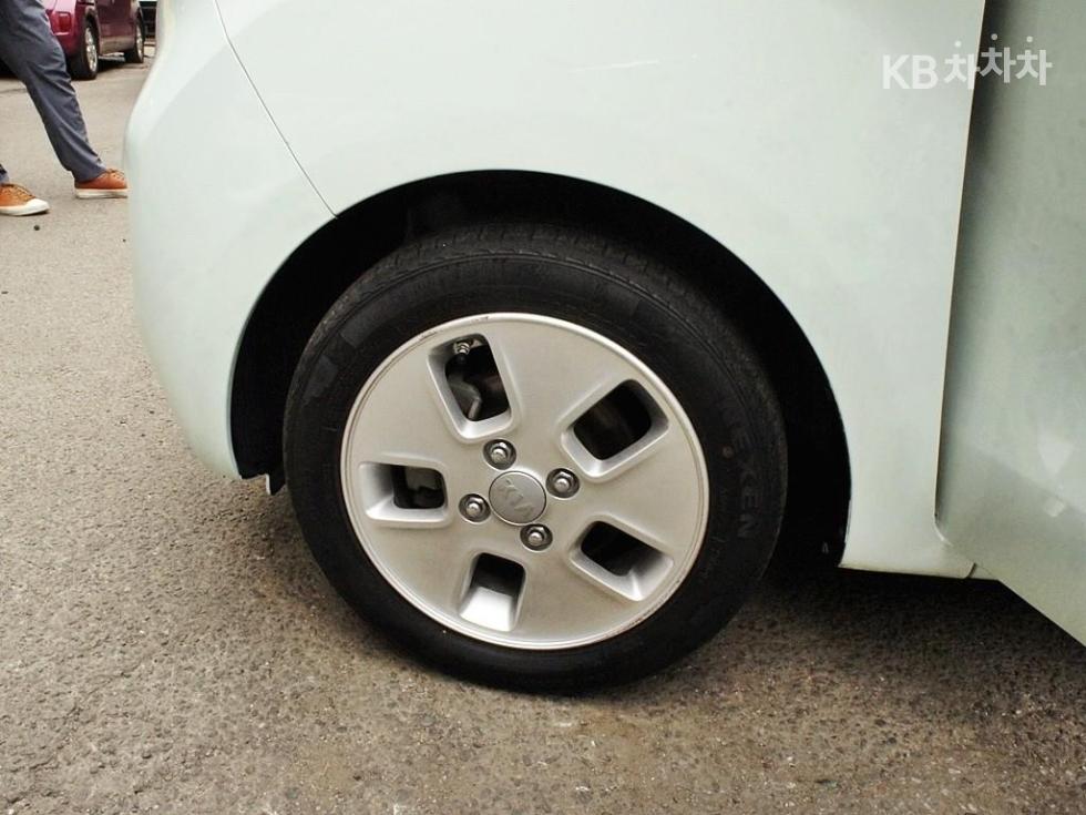 2016 - kia ray
