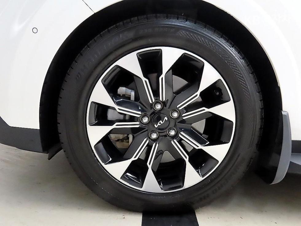 2023 4 — Korean used car export from SH GLOBAL