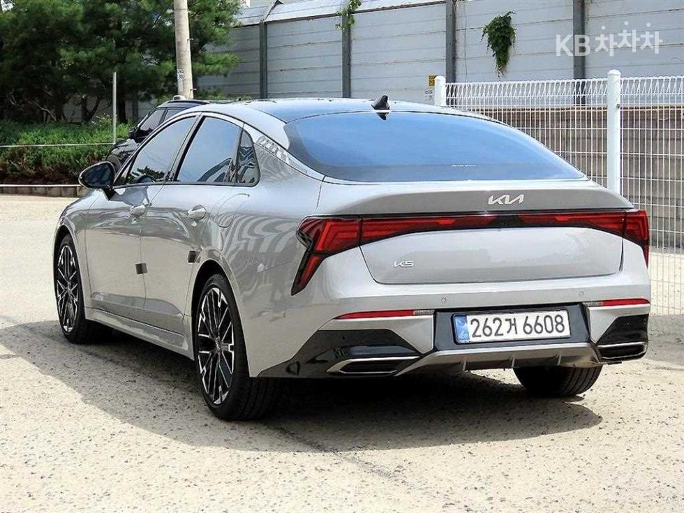 2025 - kia k5