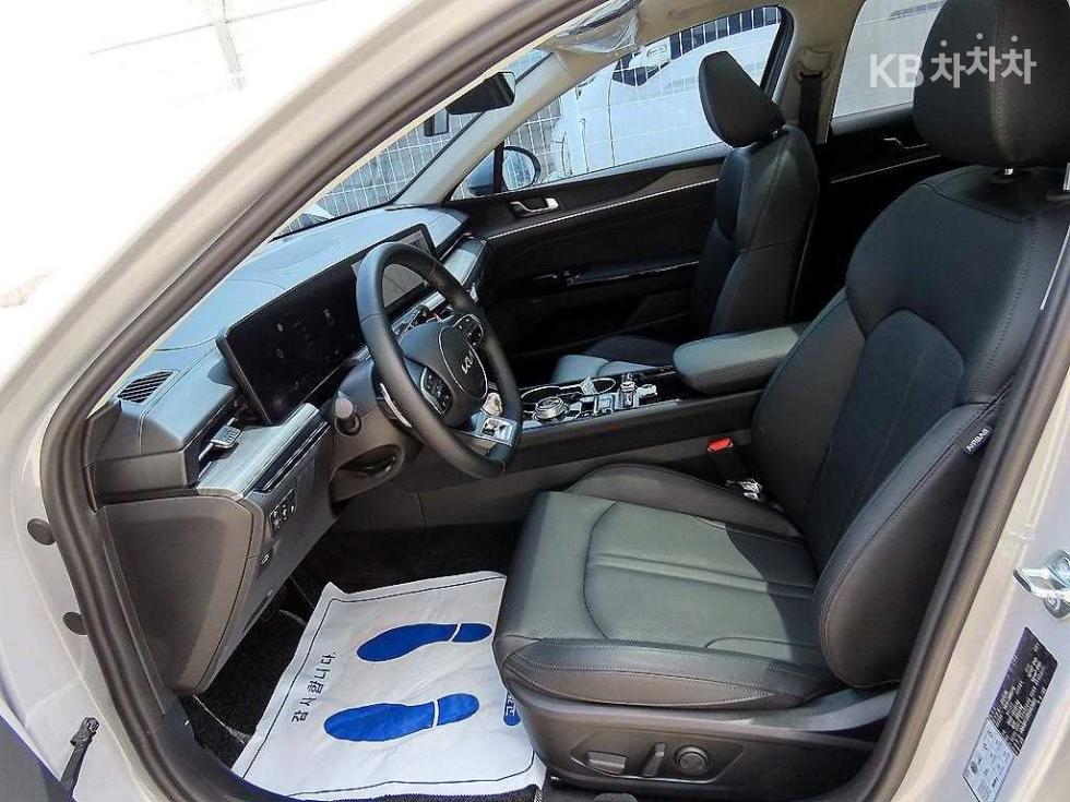2025 - kia k5