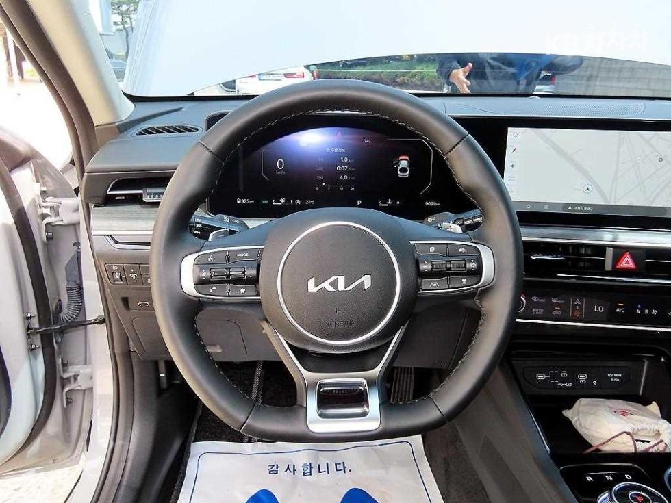2025 - kia k5