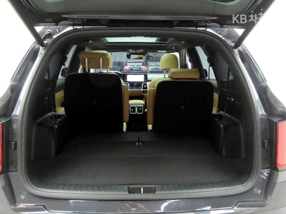 2023 - kia sorento