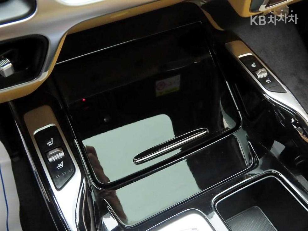 2023 - kia sorento