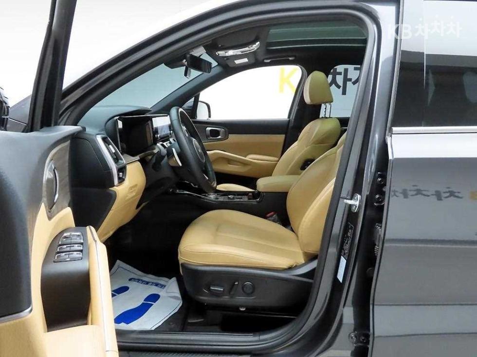 2023 - kia sorento