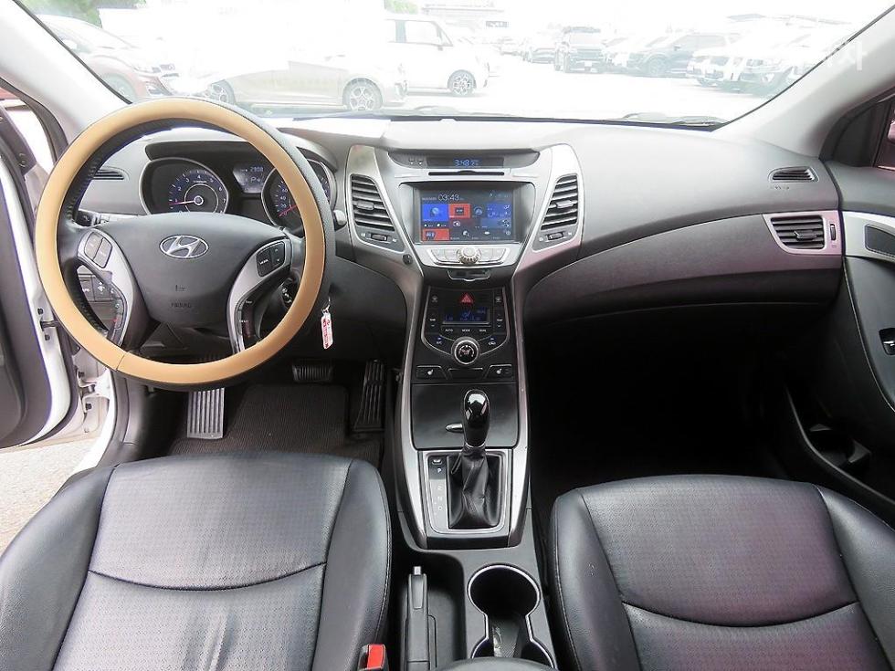Hyundai Avante — miniaturë 7
