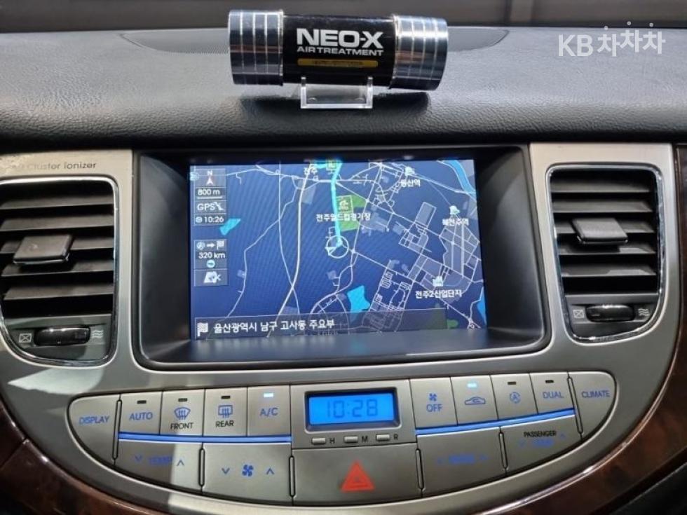 Hyundai Genesis — miniaturë 10