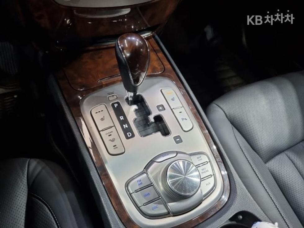 Hyundai Genesis — miniaturë 12