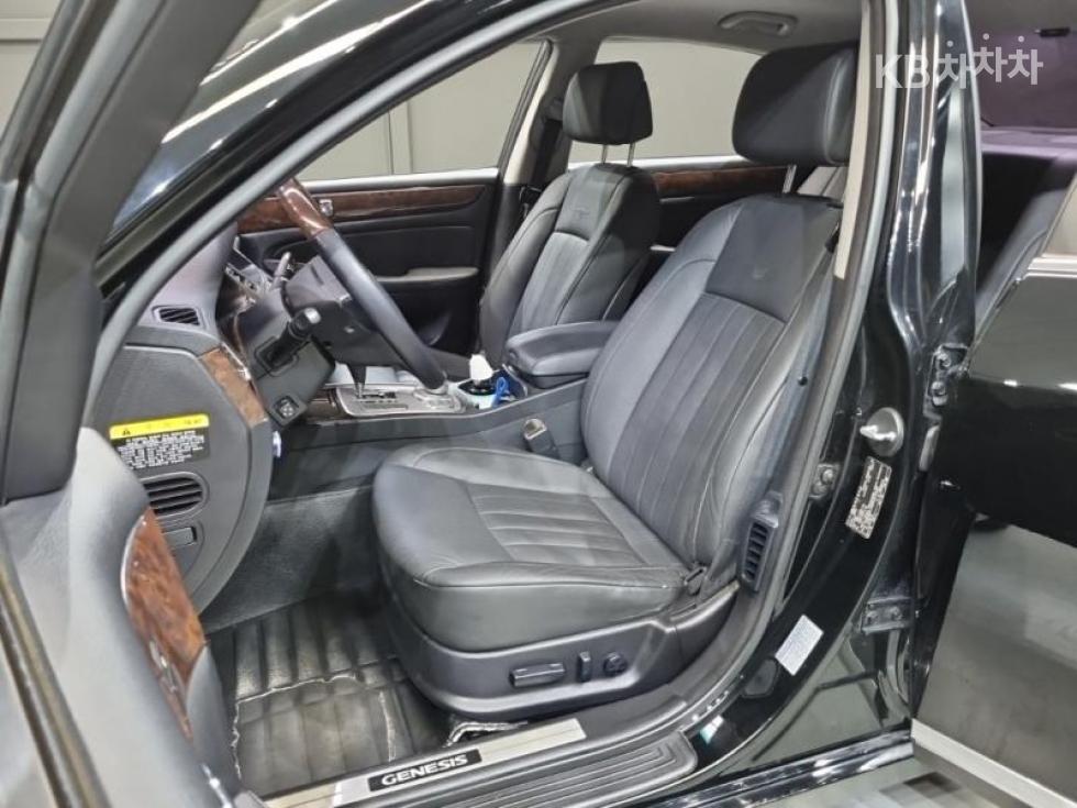 Hyundai Genesis — miniaturë 13