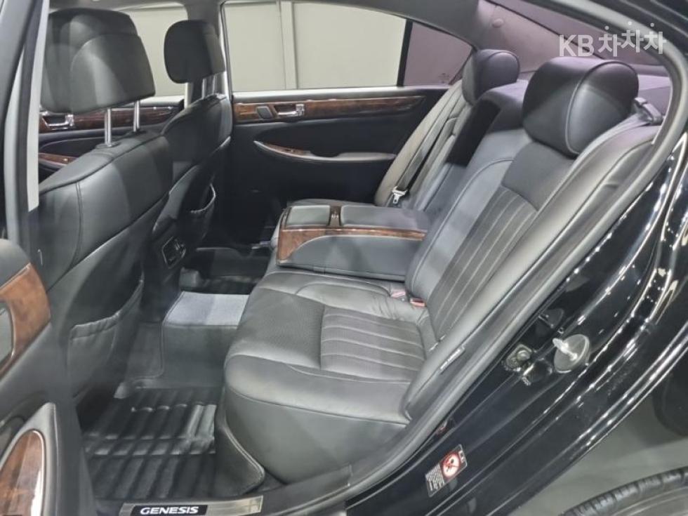 Hyundai Genesis — miniaturë 14