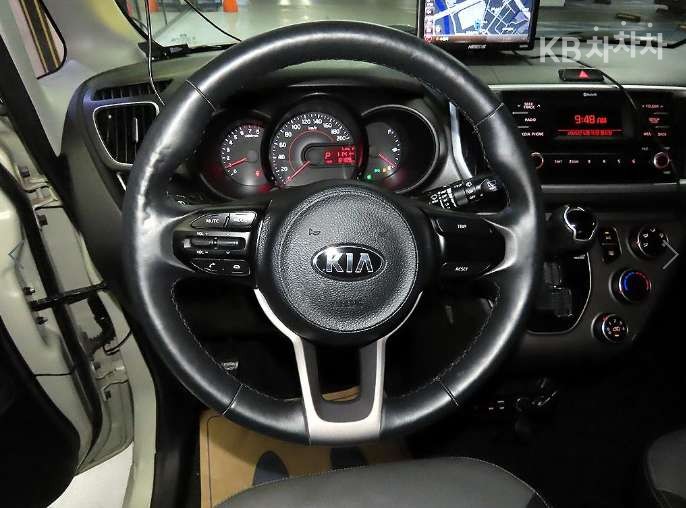 2018 - kia ray