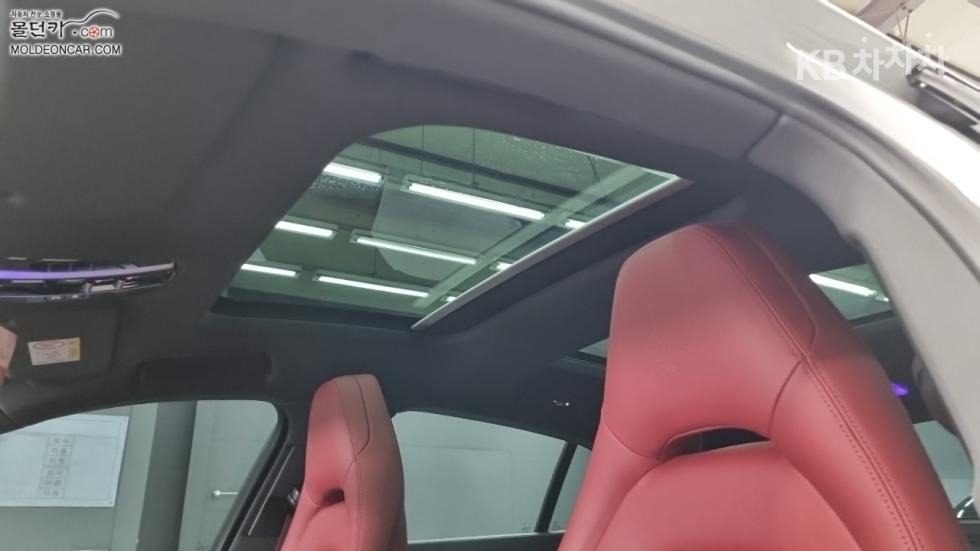 Porsche Panamera — miniaturë 16