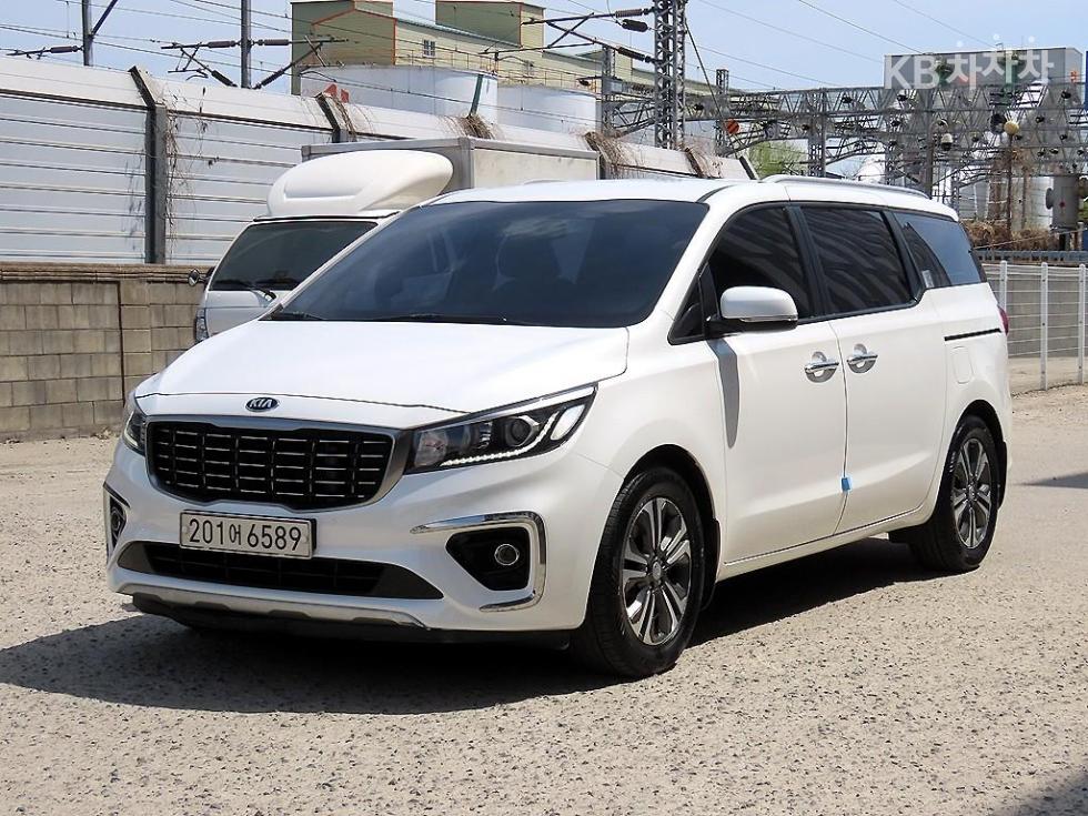 2019 - kia carnival