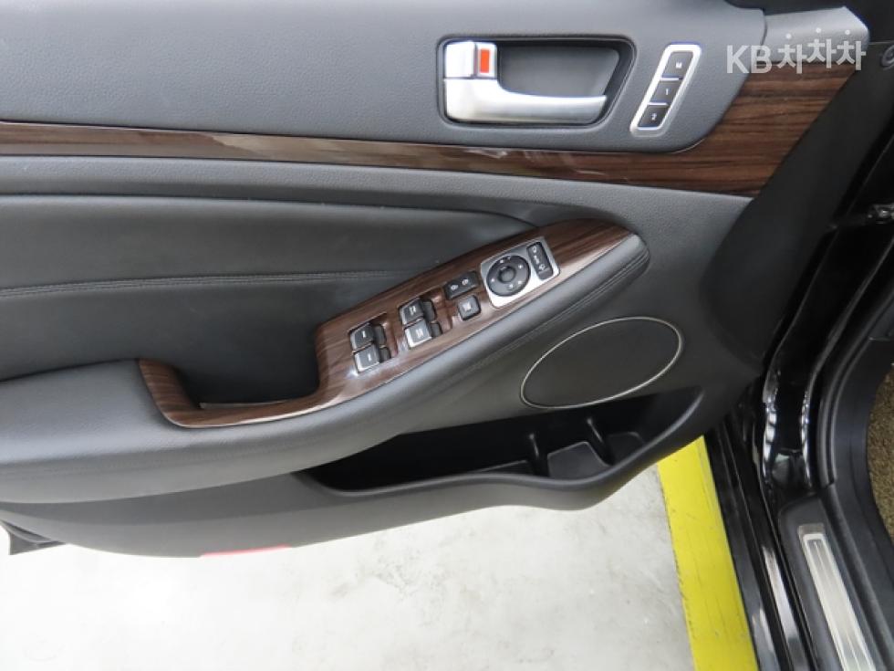 2015 - kia k7