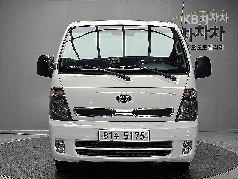 2013 - kia bongo iii