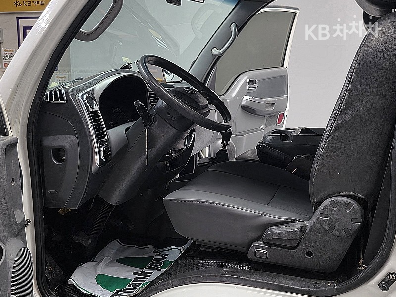 2013 - kia bongo iii